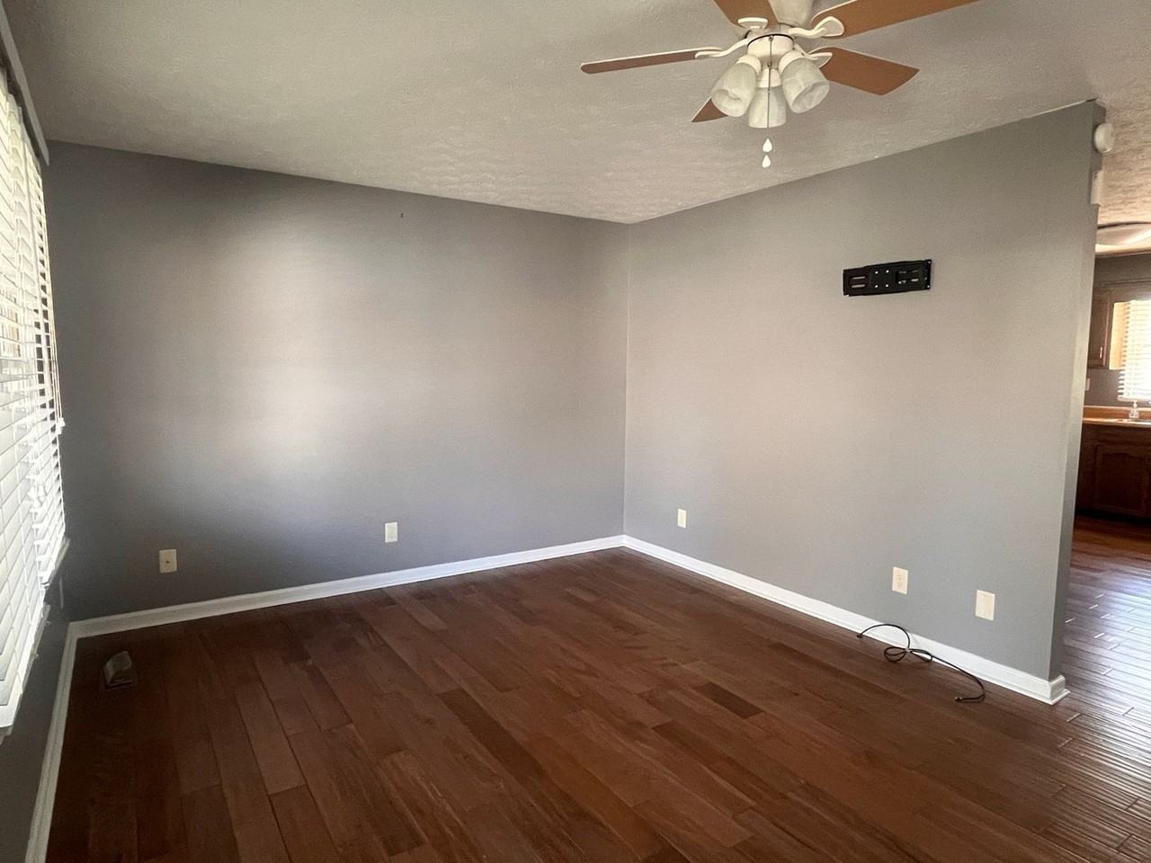 12 Flick Dr - Photo 3 of 16