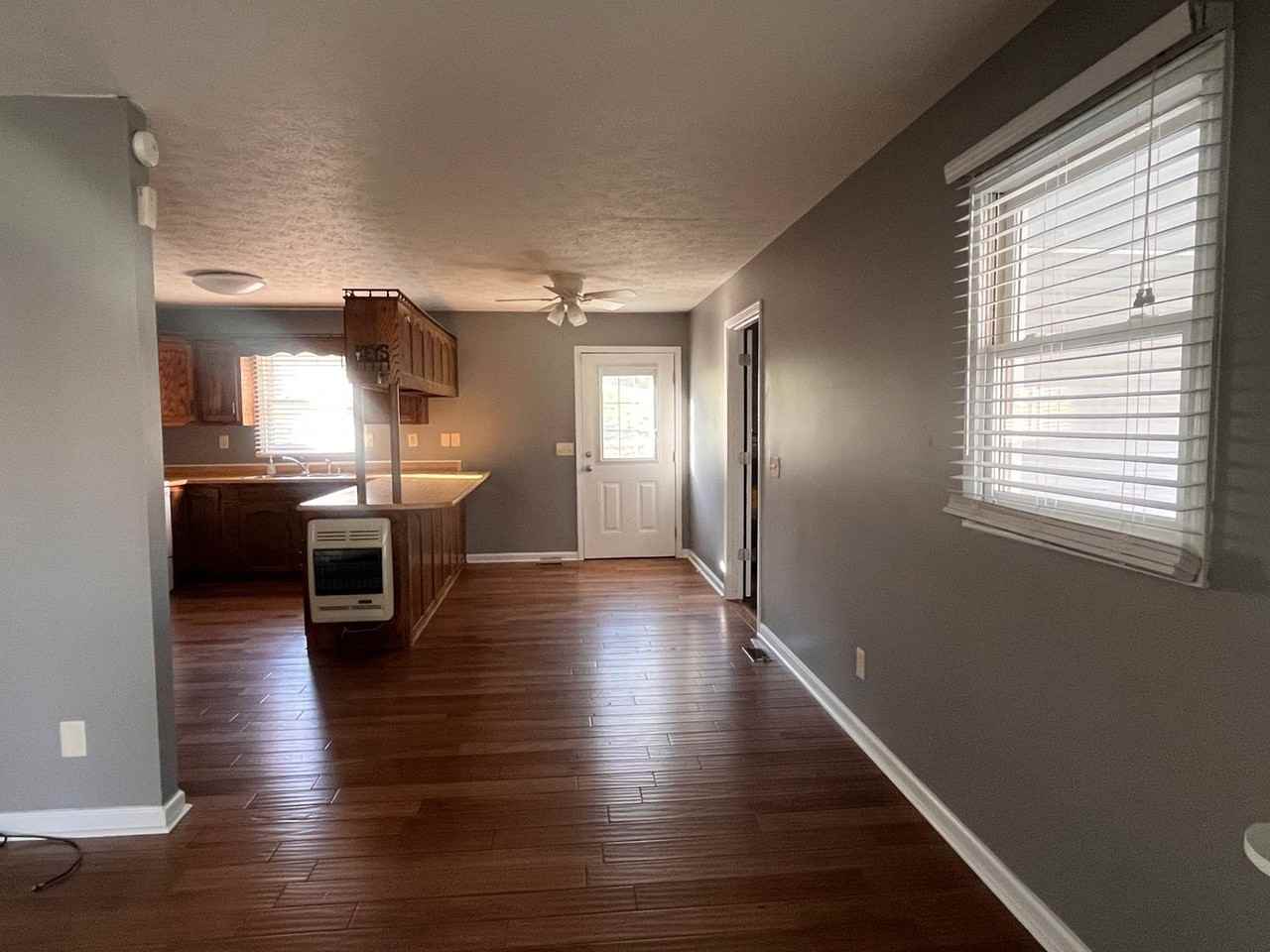 12 Flick Dr - Photo 4 of 16