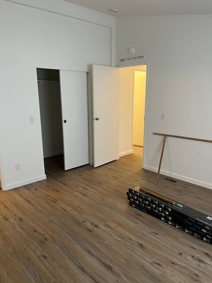 10032 S Tegner Rd - Photo 5 of 8