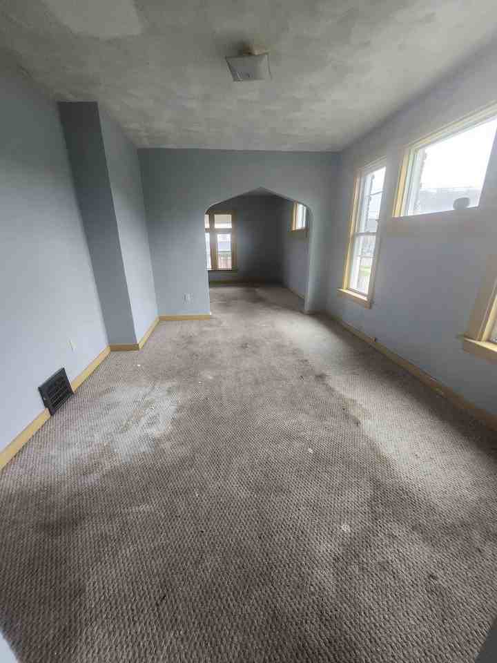2120 Parade St Apt B - Photo 3 of 6