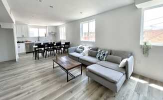 featured image of 1314 W 35th Pl