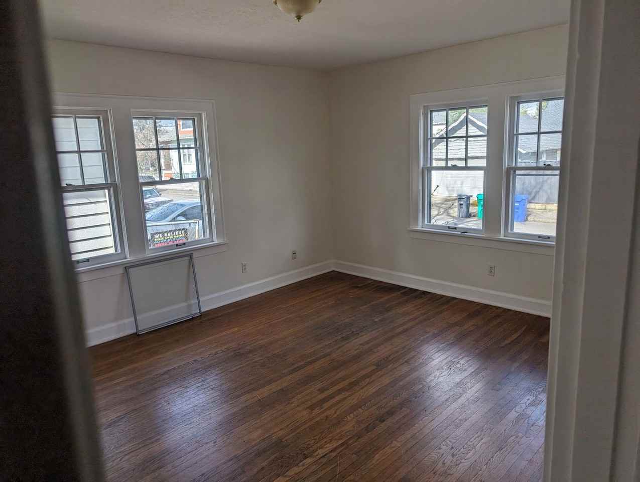 3705 Se 63rd Ave - Photo 3 of 25