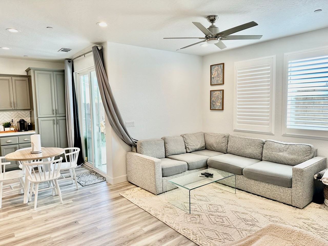 996 Ponderosa Way W - Photo 4 of 34