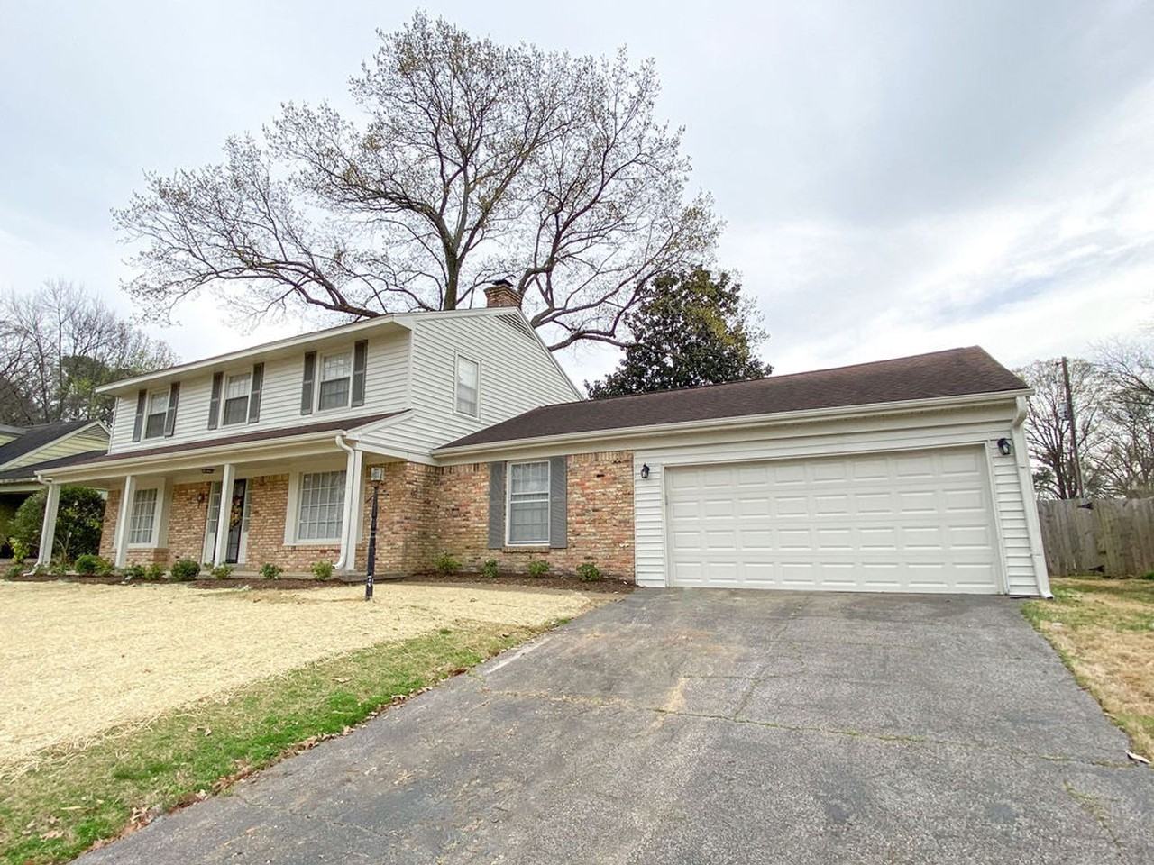 1427 Blueberry Dr - Photo 2 of 30