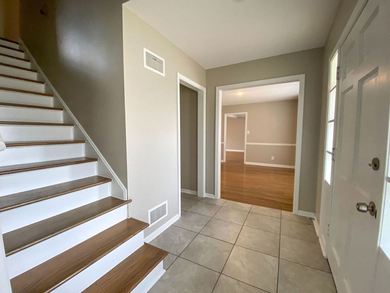 1427 Blueberry Dr - Photo 3 of 30