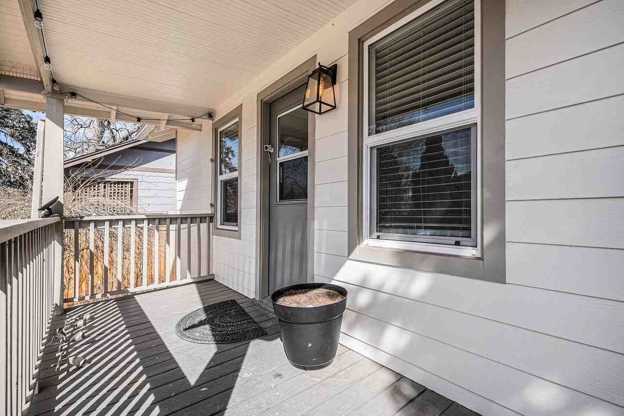 2142 S Gilpin St - Photo 3 of 26