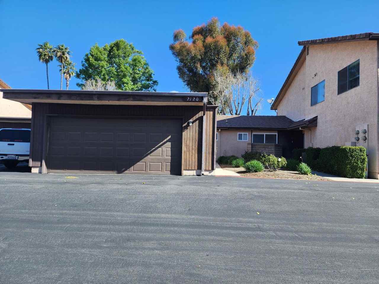 2120 Jacaranda Ct - Photo 3 of 18