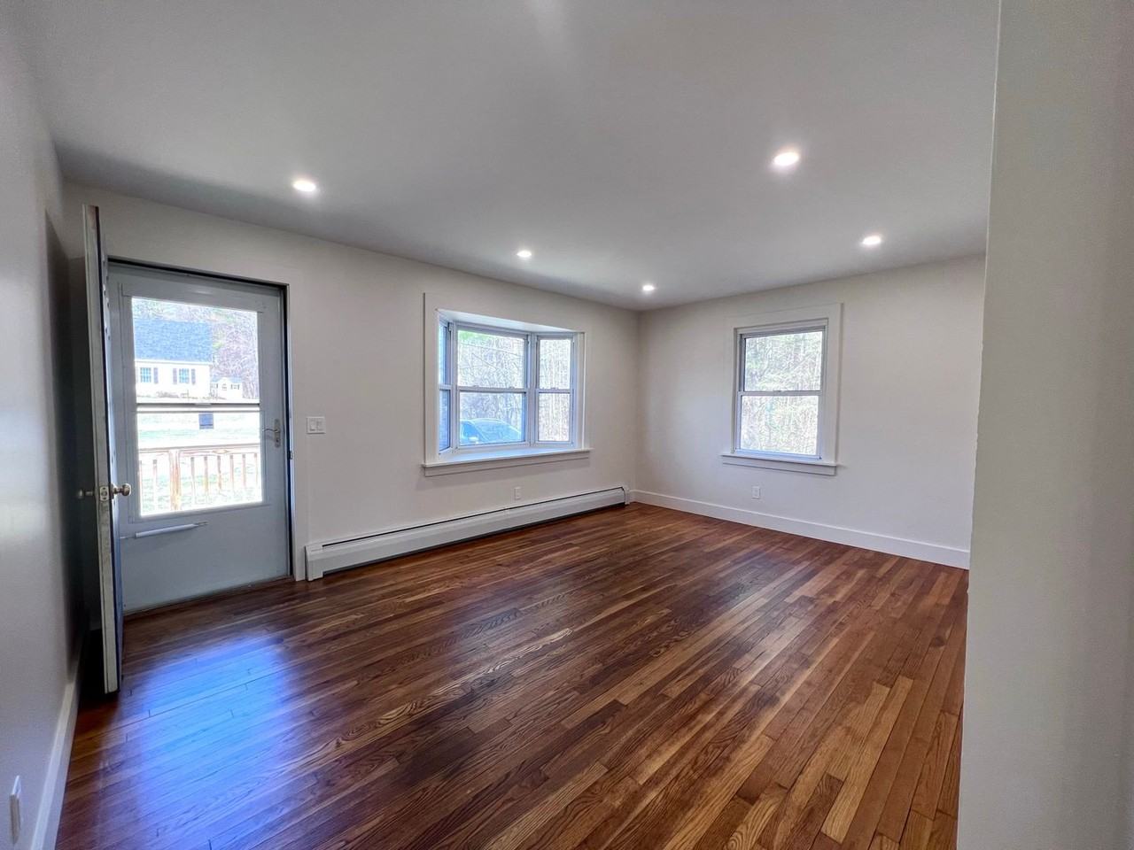 8 Melrose St - Photo 3 of 10