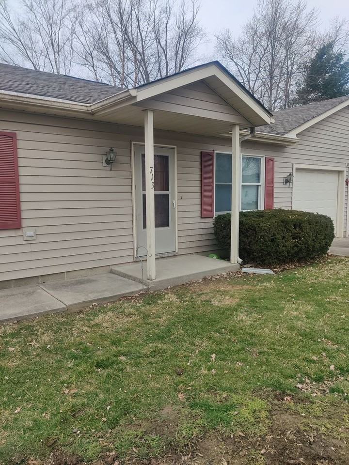 711-713 S Virginia Street - Photo 2 of 8