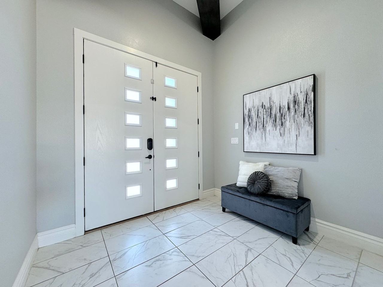 14701 Tierra Mirage Ave - Photo 3 of 29