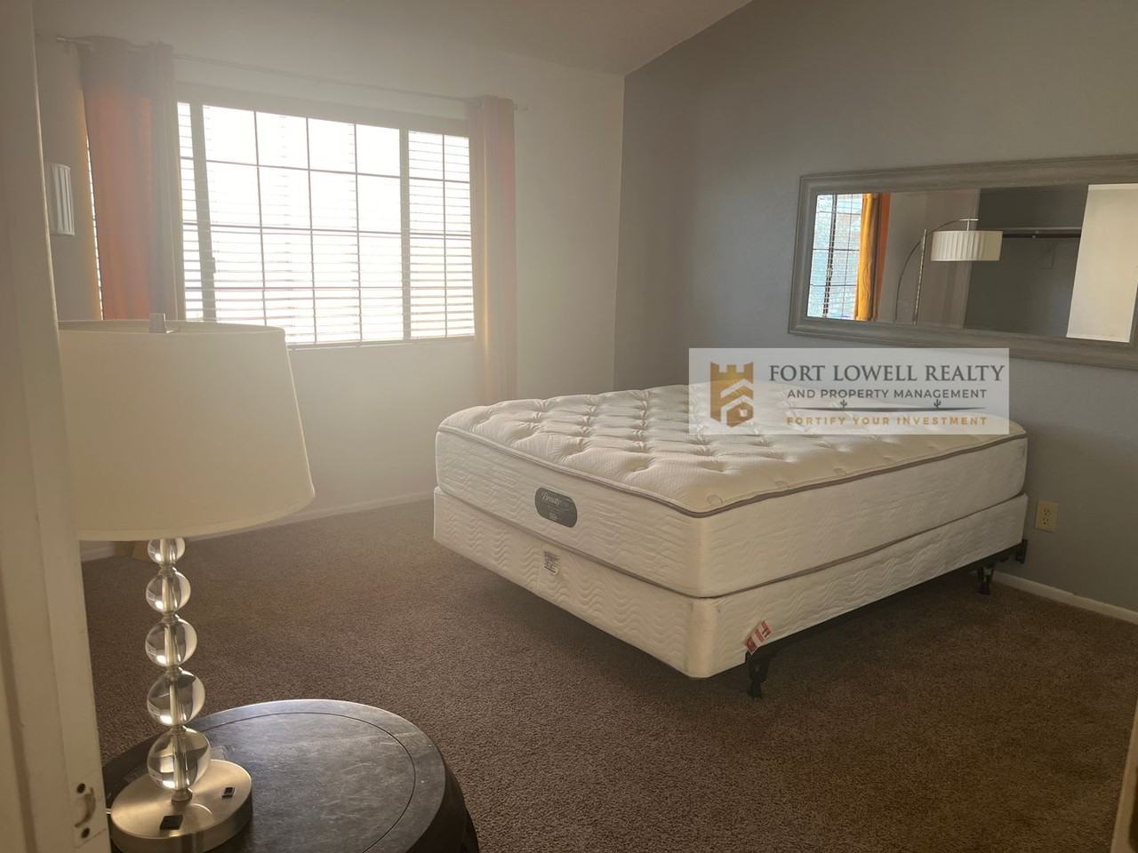 1698 W Wood Bridge Ct - Photo 5 of 8