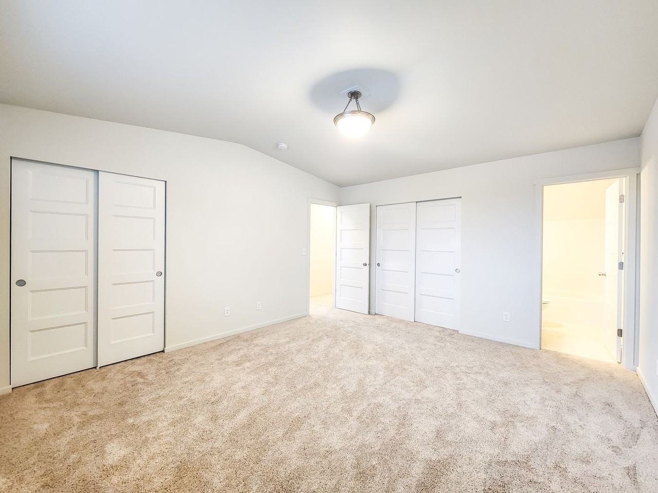 3946 85th Ave Ne - Photo 7 of 14