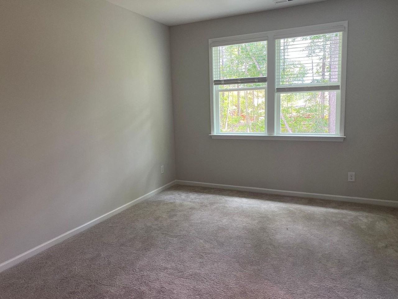 1351 Fitchie Pl - Photo 7 of 13