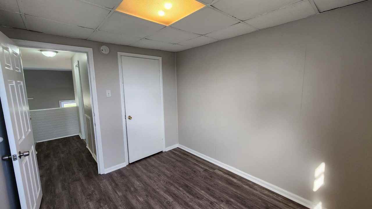 119 E Laughead Ave - Photo 7 of 16