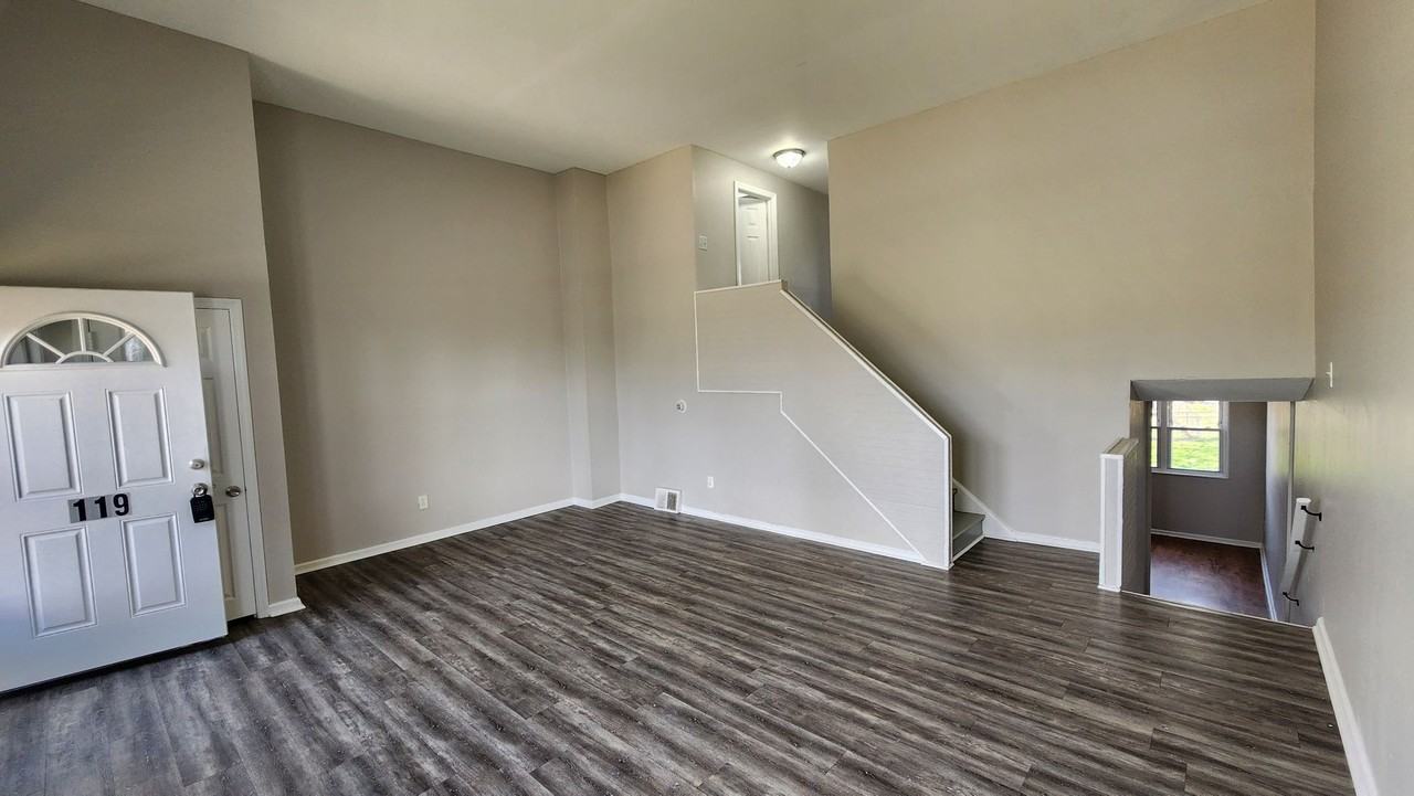 119 E Laughead Ave - Photo 2 of 16
