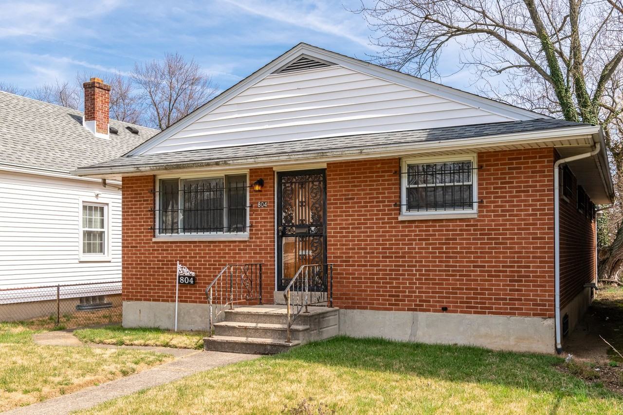 804 Huron Ave - Photo 3 of 29