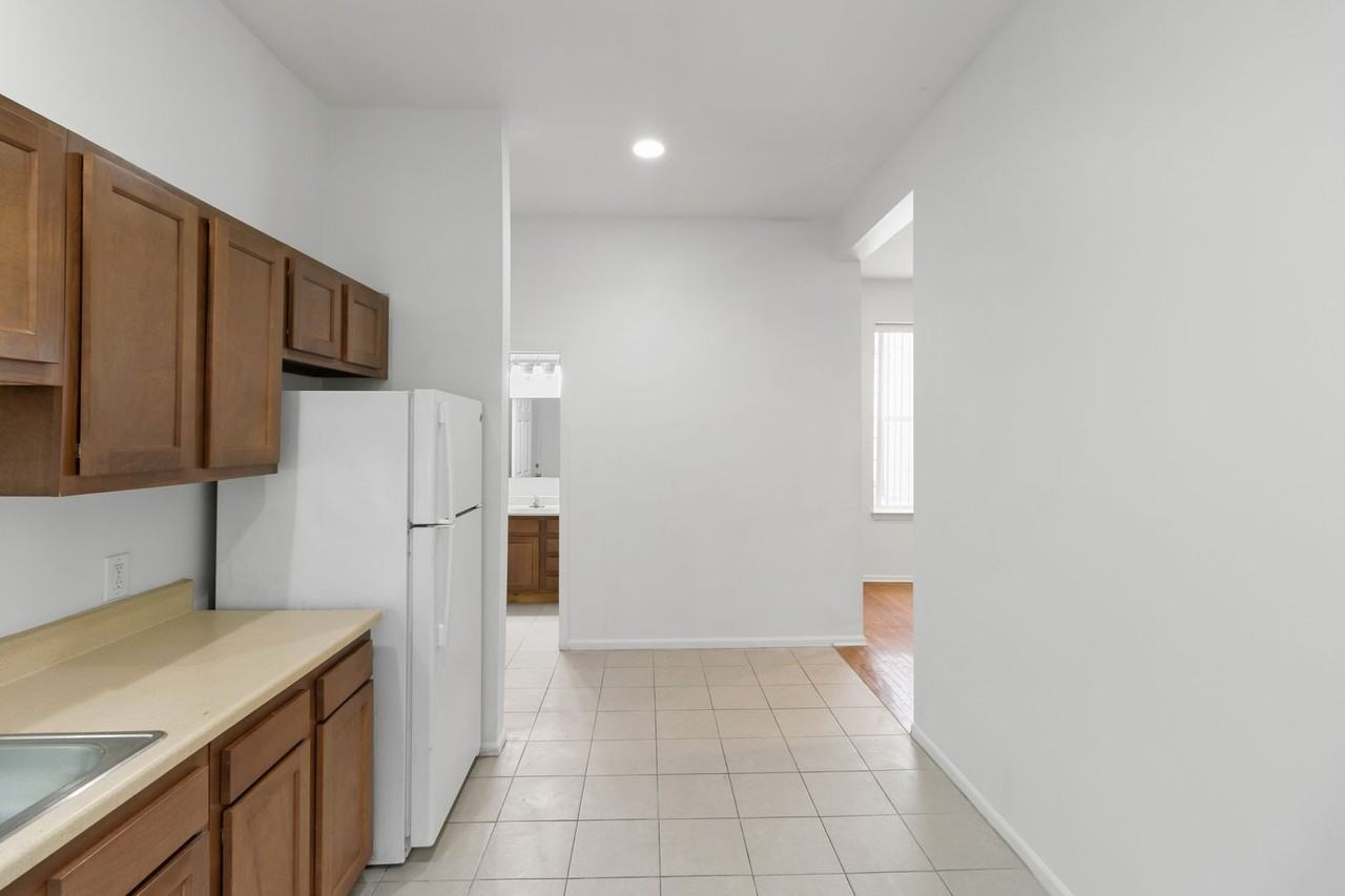 Cross Street Apartments (JAB Ypsi LLC) - Photo 6 of 27