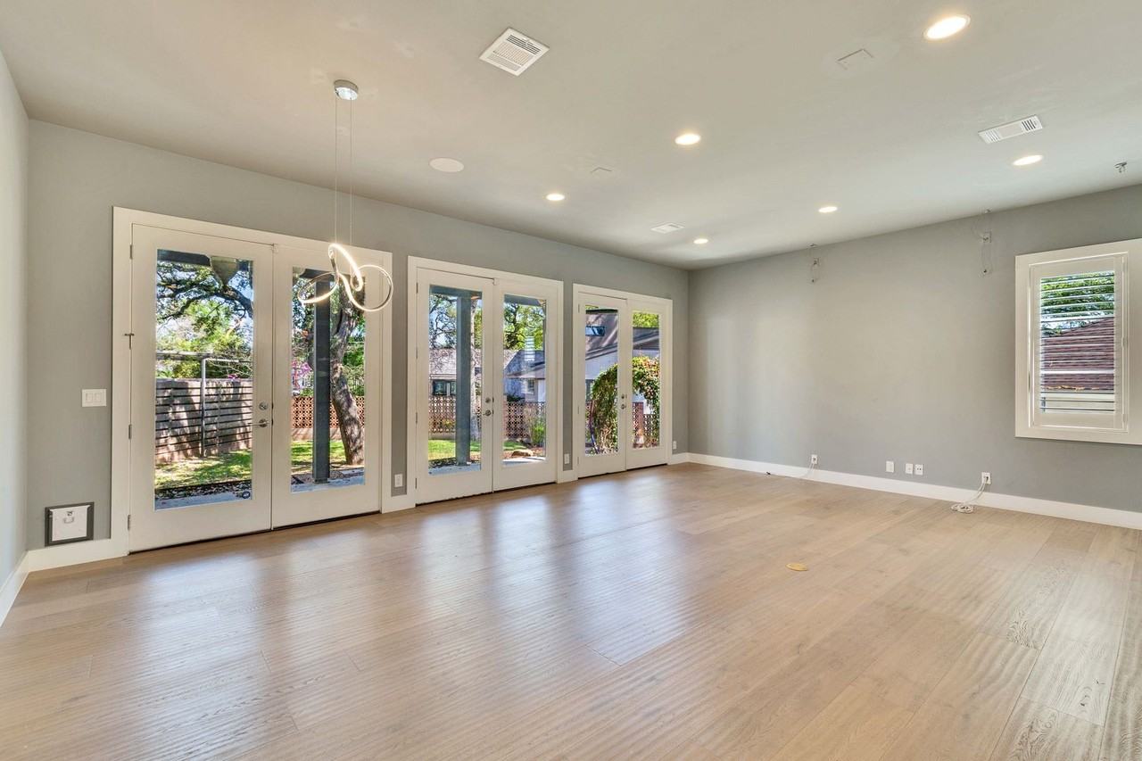 611 Josephine Street #B - Photo 5 of 32