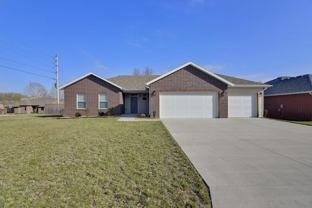 4207 E Eastmoor St - Photo 1 of 1