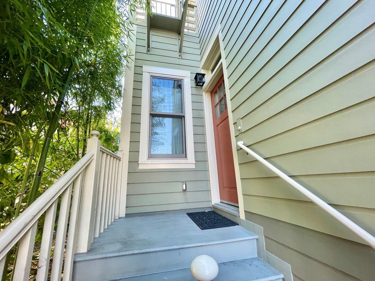 587 Vermont St - Photo 2 of 26