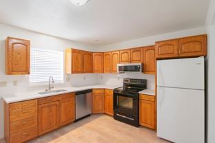 1891 N Hillfield Rd - Photo 1 of 1