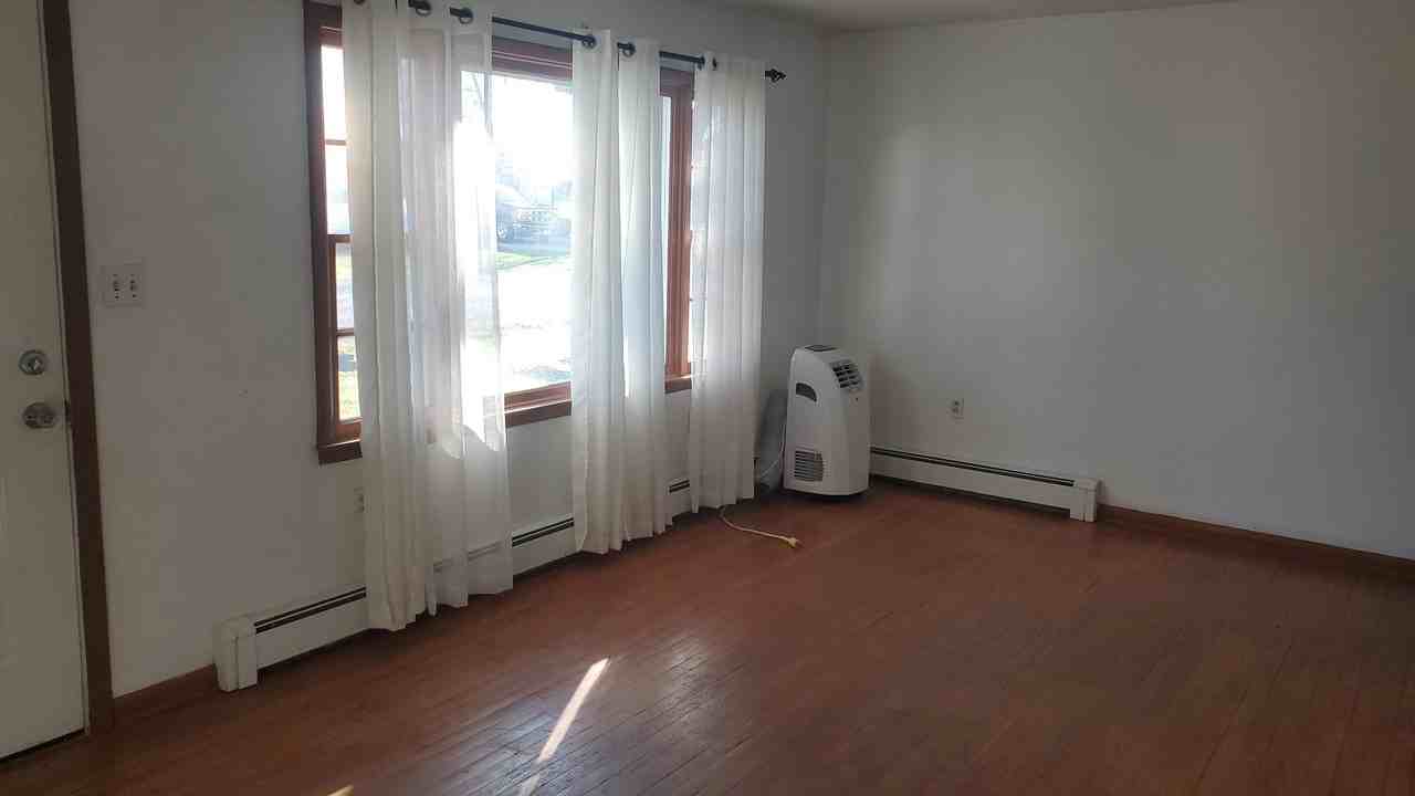 4607 Waterloo Dr - Photo 2 of 20