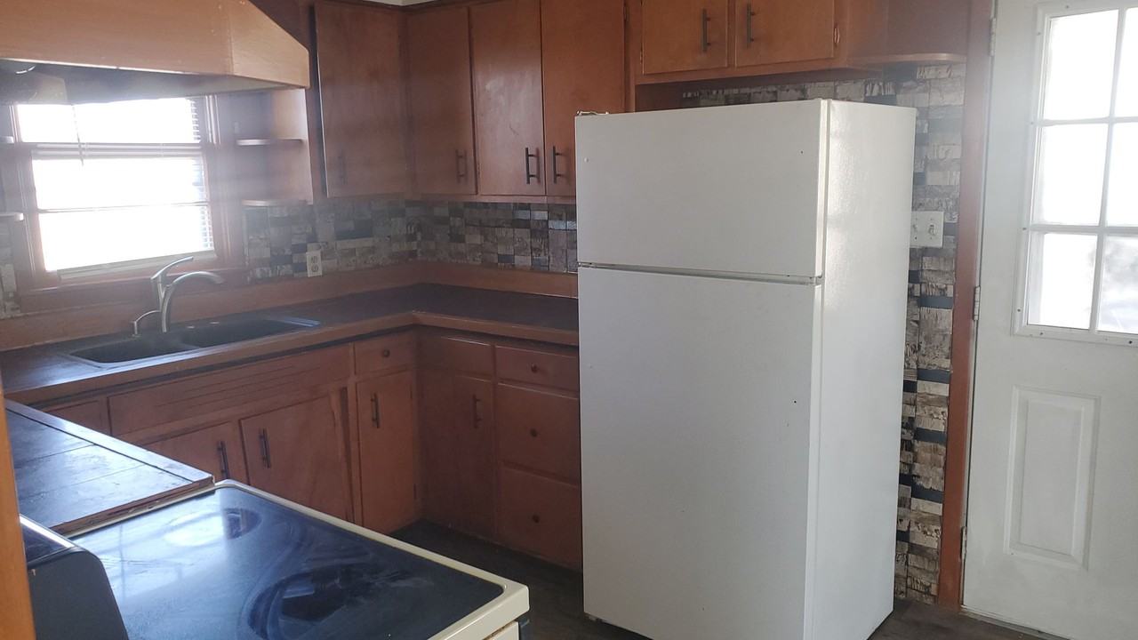 4607 Waterloo Dr - Photo 6 of 20