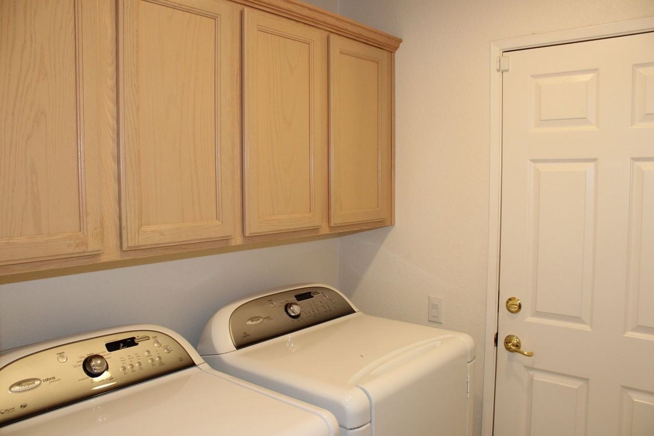 5073 Whiteclover Ln - Photo 2 of 18