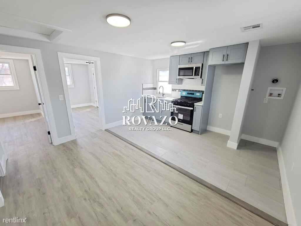 107 Cedar Ave Apartments in Lower Vailsburg, Newark, NJ 07106 Zumper