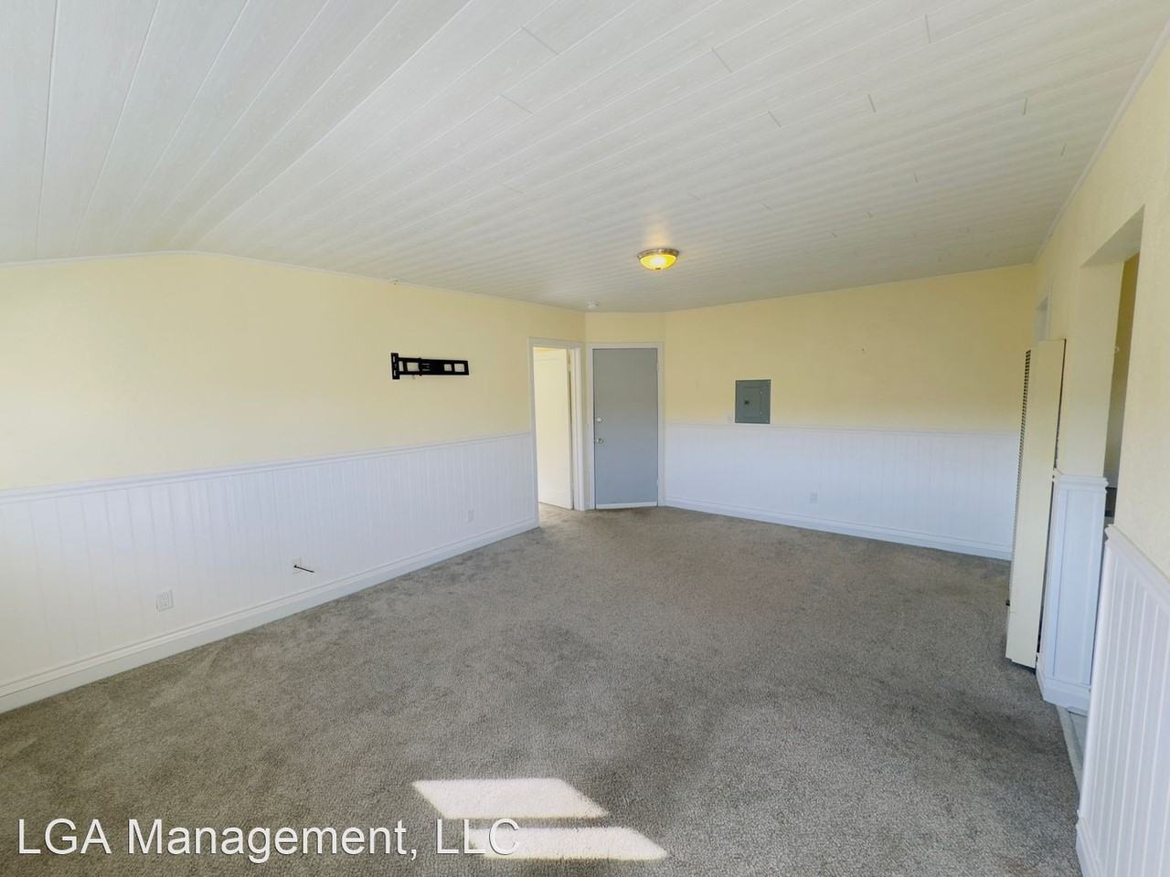 830 Fifth Ave - Photo 2 of 5