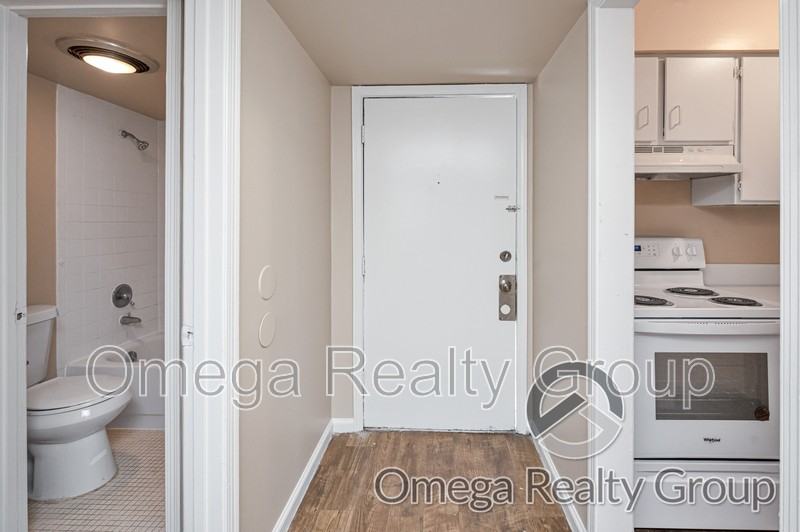3380 Mcgehee Rd #D - Photo 5 of 20