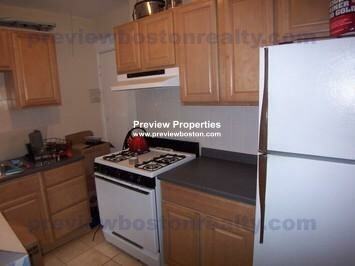 Kelton St #4P - Photo 2 of 10
