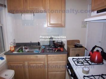 Kelton St #4P - Photo 4 of 10