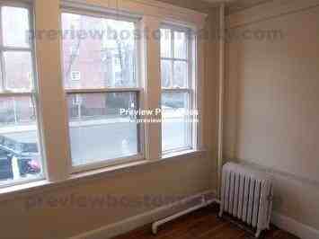 Kelton St #4P - Photo 6 of 10