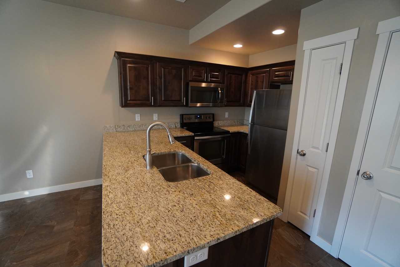 1095 Wn - Photo 7 of 29