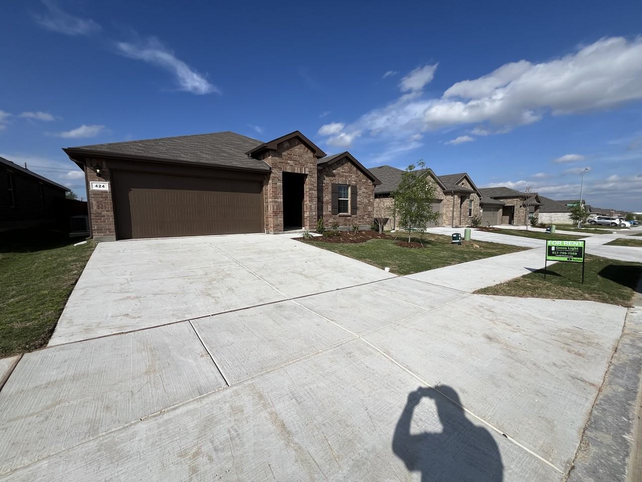 424 Destin Dr - Photo 2 of 30