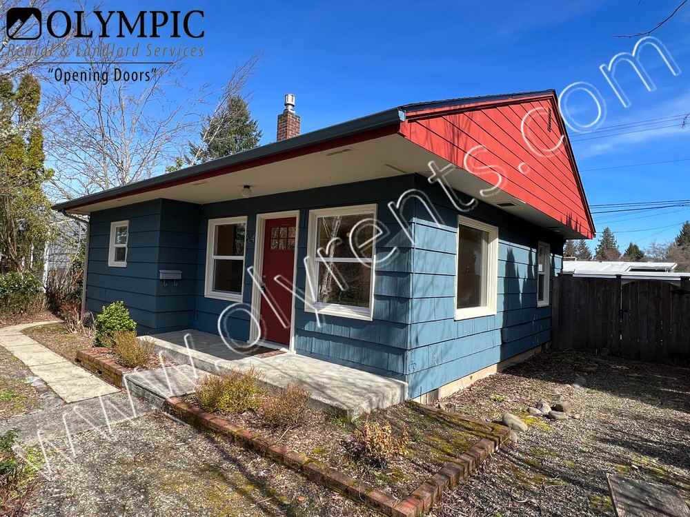 624 Milroy Street Southwest