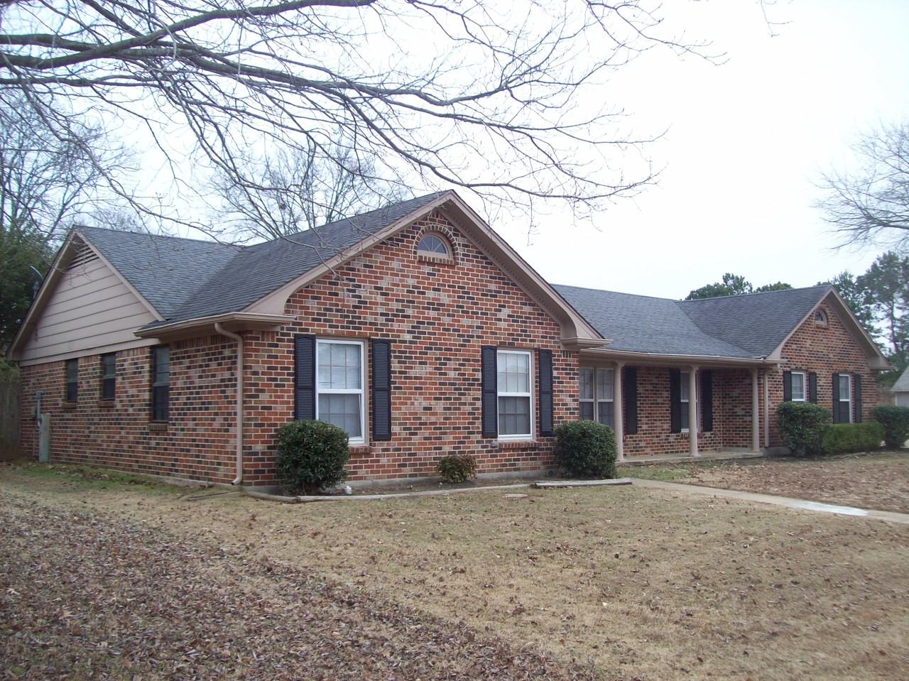 3850 Misty Oak Dr - Photo 2 of 8