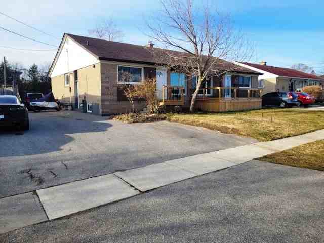 26 Langstone Crescent - Photo 2 of 26