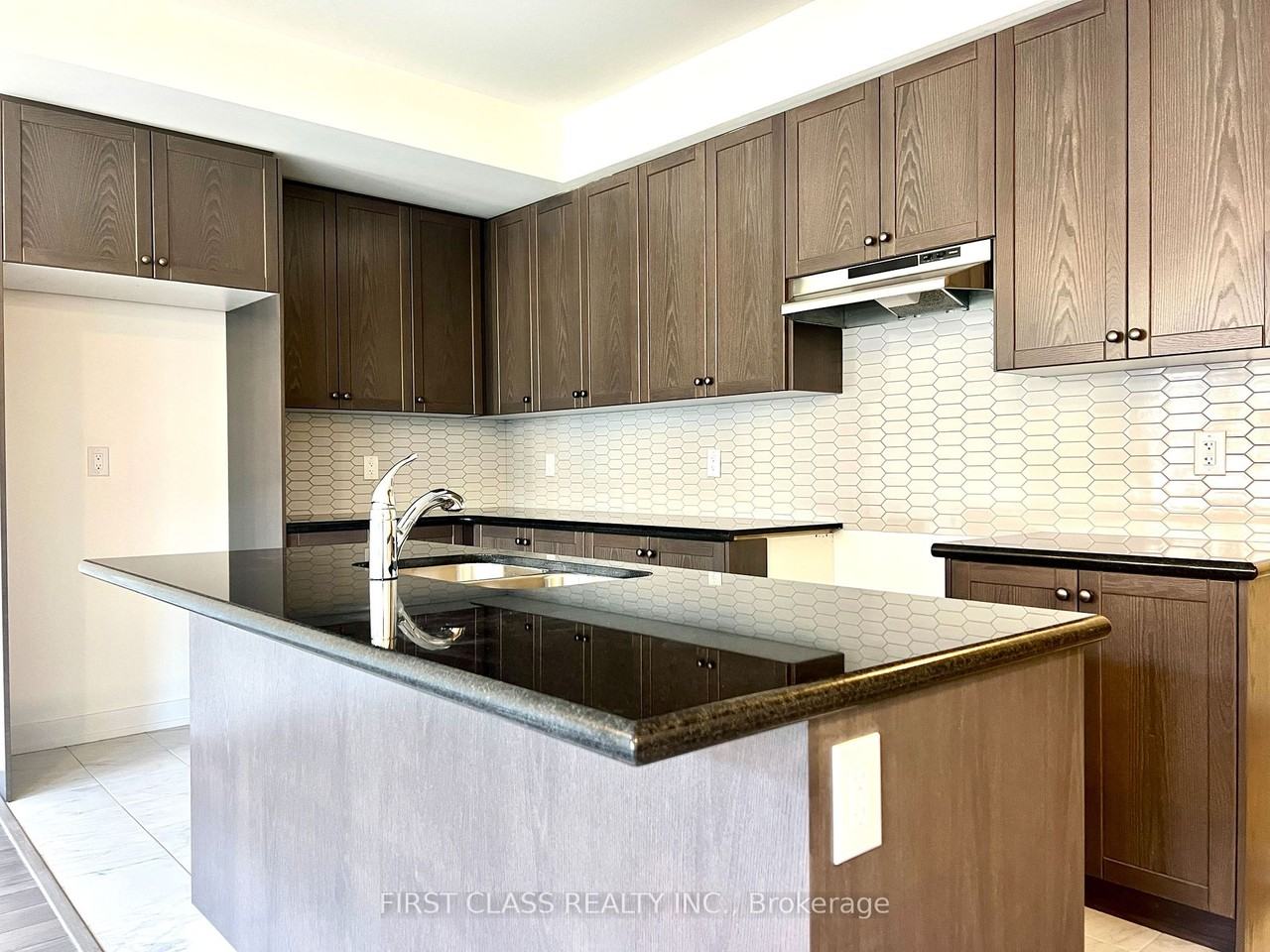 24 Riley Reed Lane - Photo 2 of 11