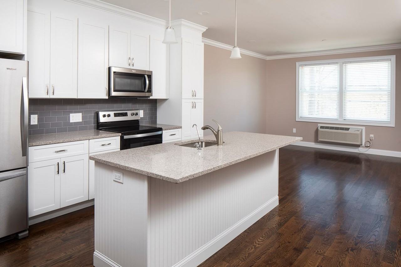 North Washington Square @ Hickory: In - Photo 2 of 34