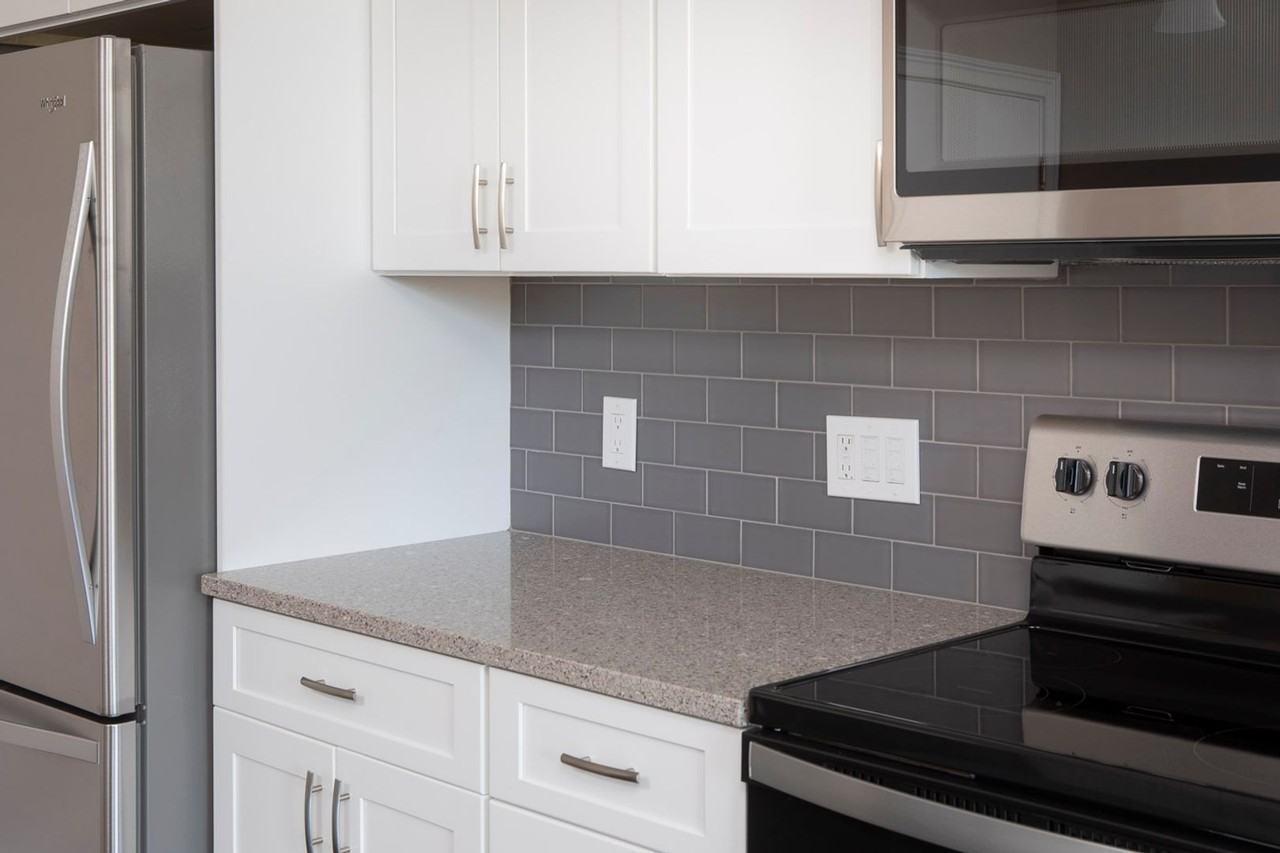 North Washington Square @ Hickory: In - Photo 3 of 34