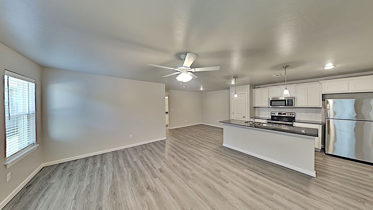 11214 Burnham Ave - Photo 5 of 15