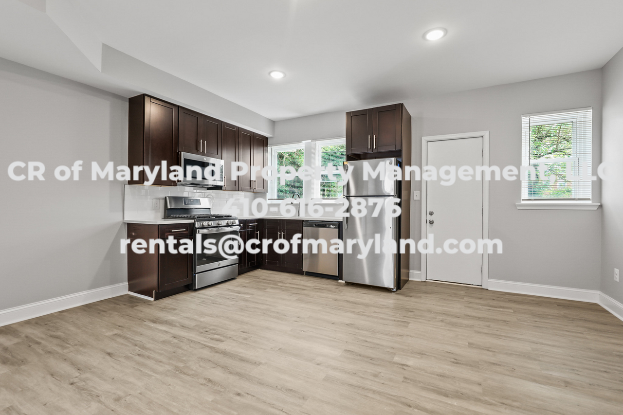 3905 Ridgewood Ave - Photo 2 of 11