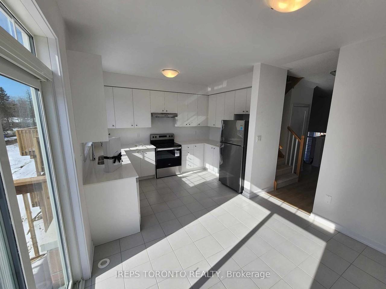 84 Lyall Stokes Circle - Photo 2 of 10