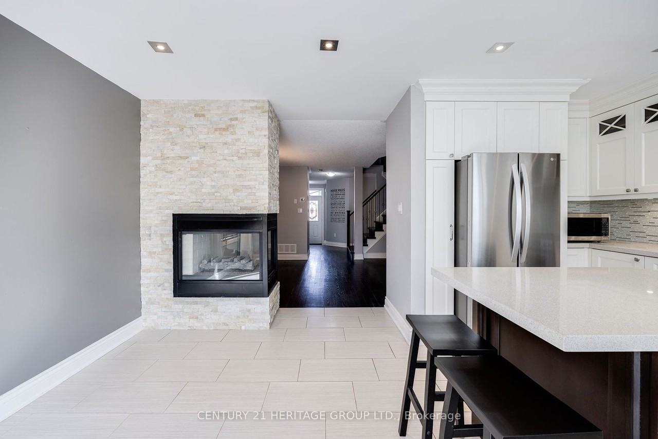 594 Willowick Drive - Photo 2 of 17