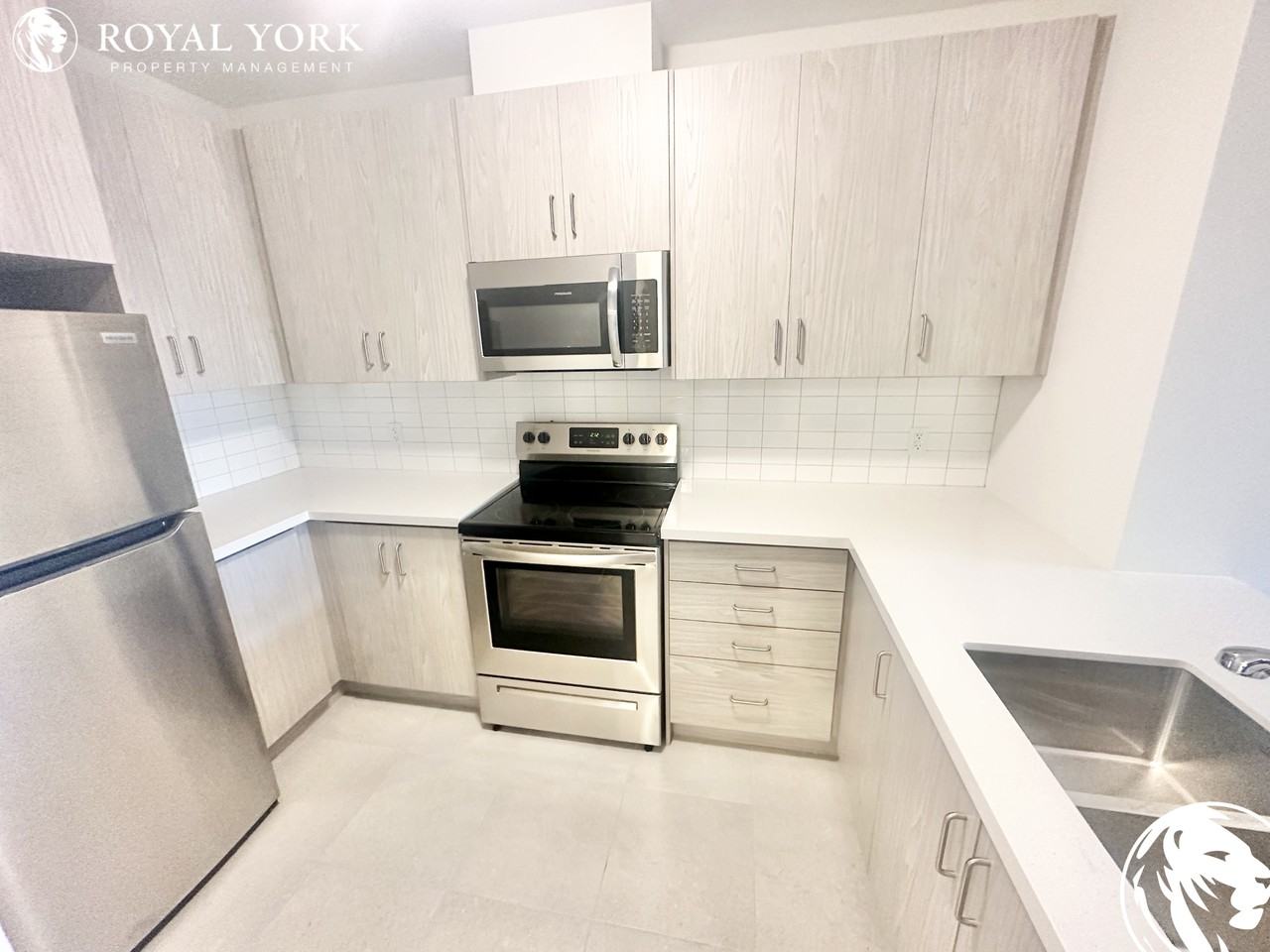 312-5917 Main Street, Stouffville, Ontario L4A 5G4 - Photo 2 of 26