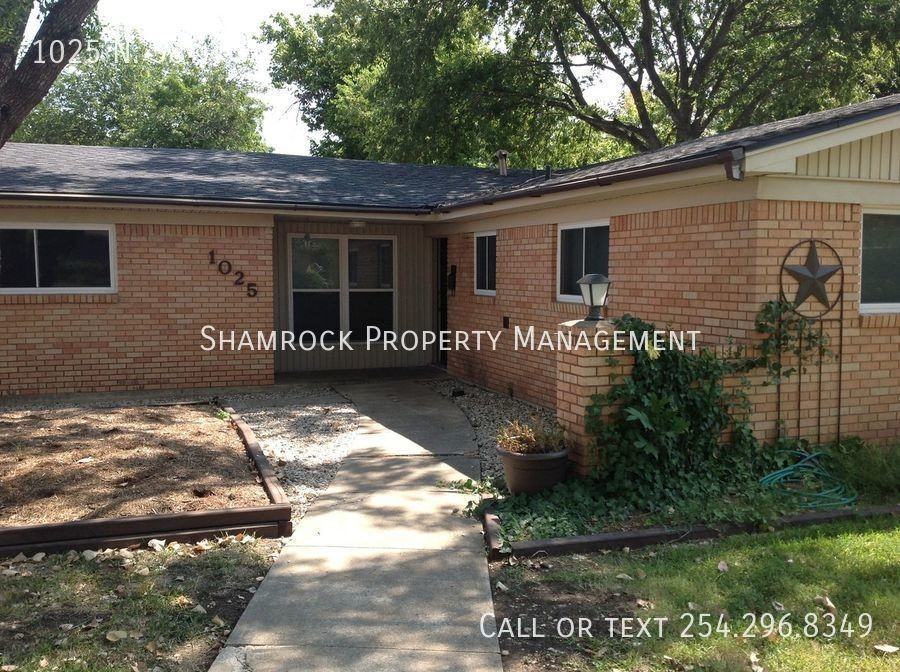 1025 N 58th St - Photo 2 of 8