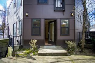 5607/5625 E Burnside St.; 15 NE 57th Ave - Photo 1 of 1