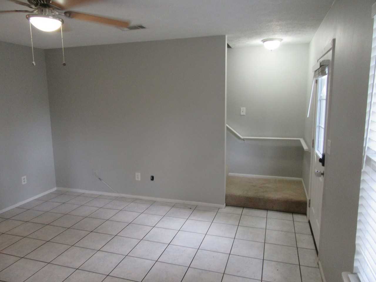 1113 Arthur Ave - Photo 5 of 36